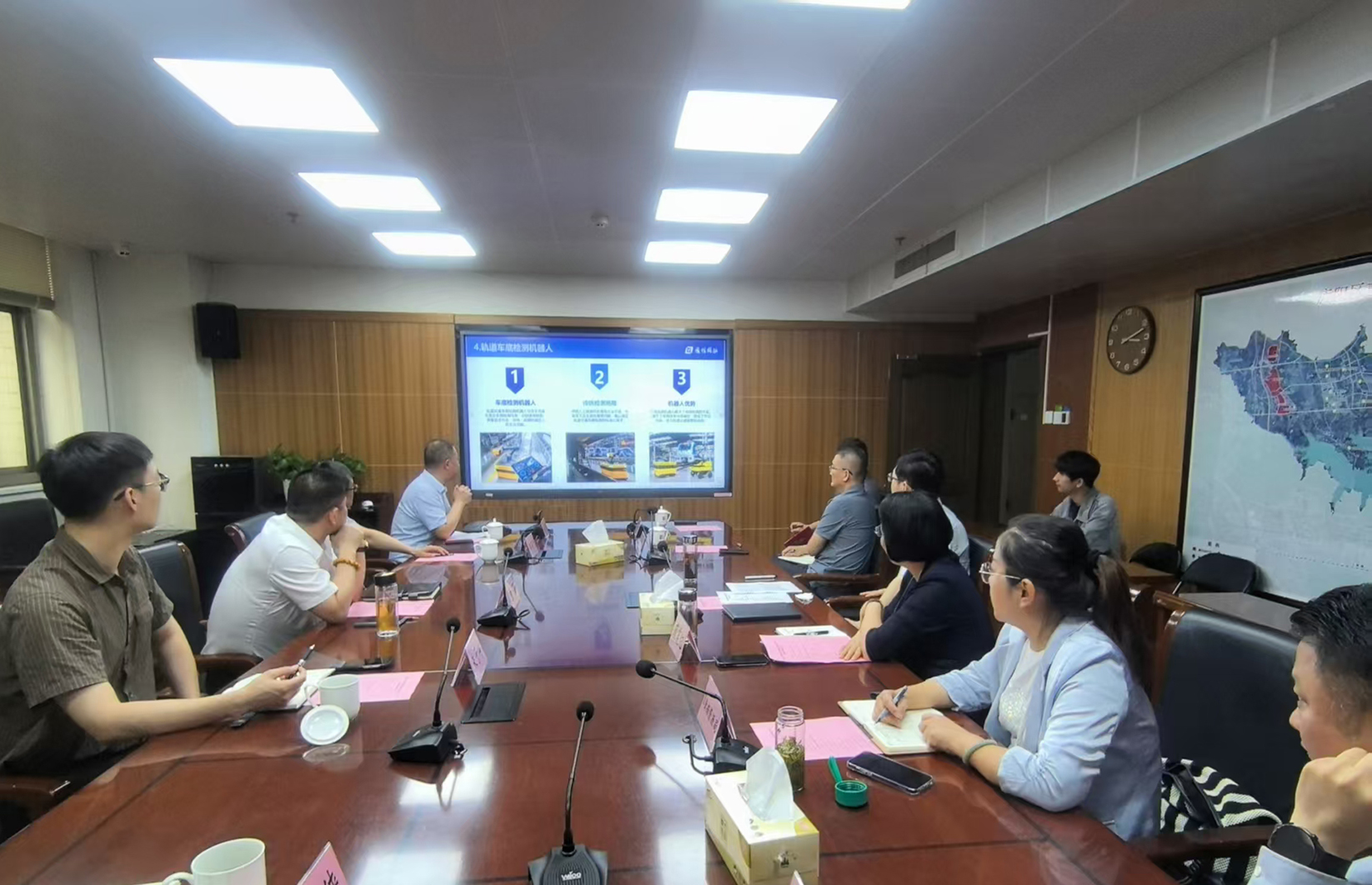 庐阳区与安徽Z6尊龙智能科技有限公司举行交流座谈会  共商合作发展(图4)