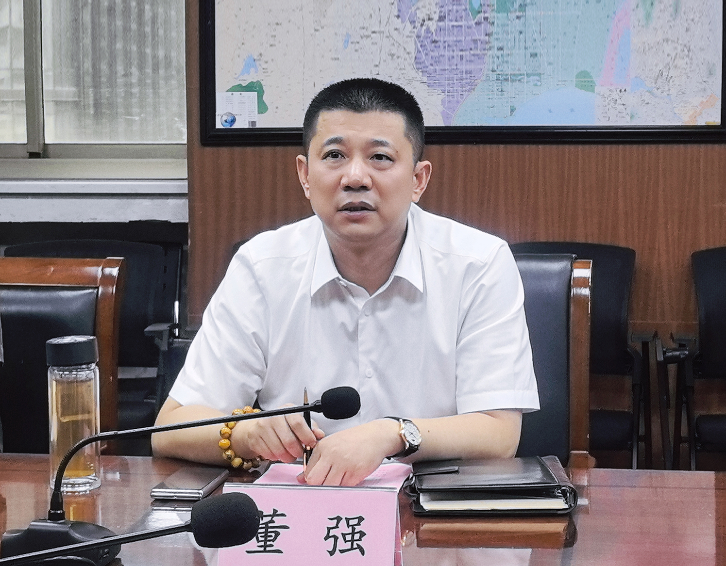 庐阳区与安徽Z6尊龙智能科技有限公司举行交流座谈会  共商合作发展(图3)